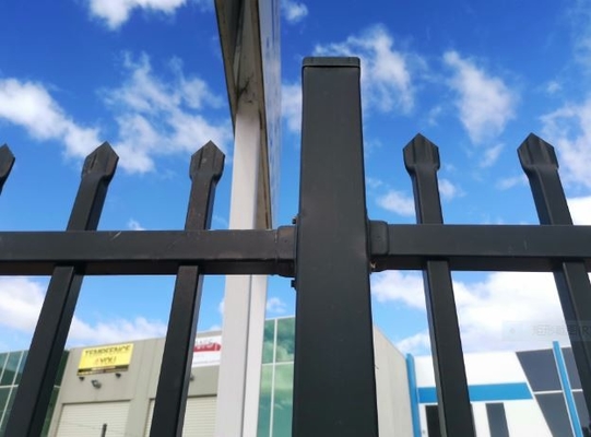Modern Açık Çelik Palisade Borulu Havuz Eskrim Metal Çelik Kapılar Anti Tırmanış
