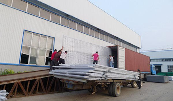 φ38*2.0mm Çerçeve Tüpü Kalabalık Kontrolü Eskrim Amerikan Alanları Pvc Renkli 6