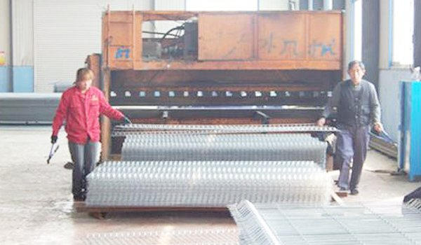 φ38*2.0mm Çerçeve Tüpü Kalabalık Kontrolü Eskrim Amerikan Alanları Pvc Renkli 7
