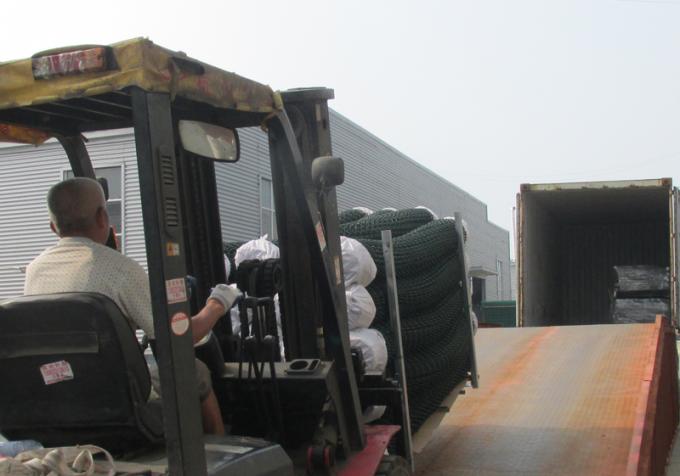 Yüksek germe metal ruloları ile galvanizli tel zinciri bağlantı çit 6 feet uzunluğu veya özelleştirilebilir 18