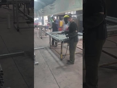 Zincir bağlantısı çit kaynak süreci