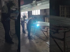 Ağ çerçeveye kaynaklanıyor.