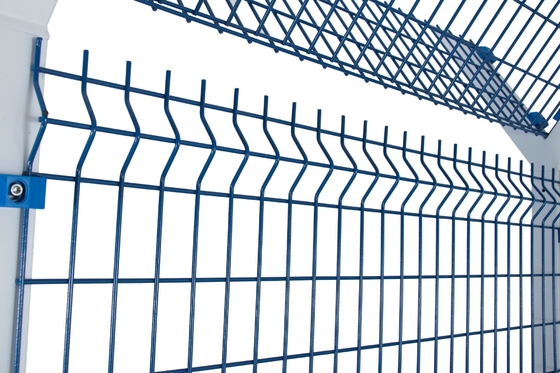 Pvc kaplı galvanize anti tırmanış çit Havaalanı için yüksek güvenlik