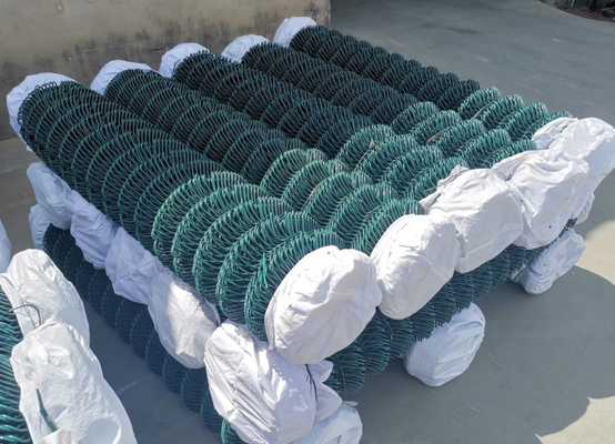 Hayvan Muhafazası İçin Pvc Kaplı 2.0-4.8mm Tel 8 Ayak Zinciri Bağlantı Çiti