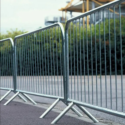 İç boru mesafesi 110mm 120mm 150mm ile geçici yol güvenliği trafik kalabalık kontrol bariyer çit