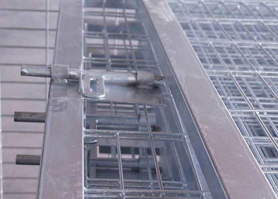 Ev Bahçesi 3D Modeli Demir Kapı Galvanize Bahçe Dekorasyonu 32x32mm Demiryolu