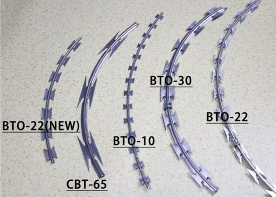 Sıcak Daldırma Galvanizli çelik 2mm Tıraş Bıçağı Bobini Dikenli Tel