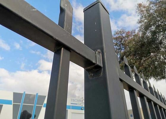 6ft yüksek dövme çelik tüplenmiş çit dayanıklı önceden yapılmış ISO9001 sertifikalı