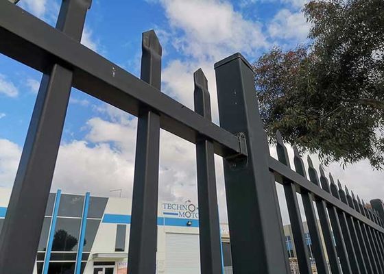 Bahçe Çelik Çit Galvanizli Siyah Mızrak Üstü Tubular Çelik Paneller 1.8*2.4m