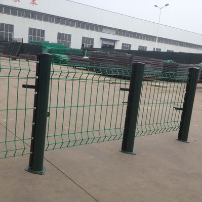 Metalx Fabrika Fiyatı Ucuz Yeşil/Siyah PVC Kaplı Dış Bahçe 3D Eğimli Kaynaklı Eğimli Perimetre Güvenlik Tel/V Ağı