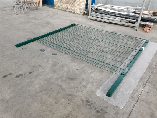 Kavisli kaynaklı tel ağı sıcak batırılmış 3d kavisli üçgen kavisli çit