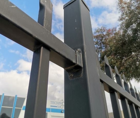 Özelleştirilebilir Tubular Çelik Güvenlik Çit